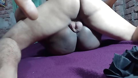 Indian teen with curly hair rides a cock in bedroom