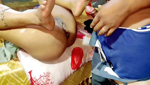 Indian teen gets fucked and cummed in her tight ass