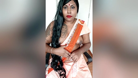 Indian milf with tattooed pussy in amateur solo vid