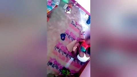 Indian girl with a small body did some sex on a bed