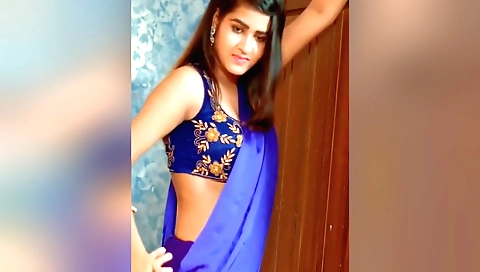 Sexy brunette make homemade porn videos with a sexy body