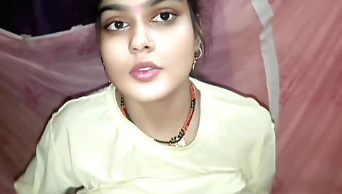 Indian woman naked in a solo video with no clothes on