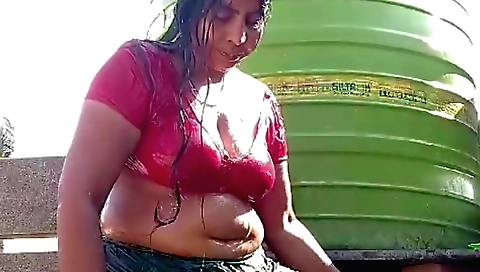 Indian beauty shows her natural boobs in the forest