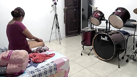 Hot stepsister with a warm body puts on her lotion