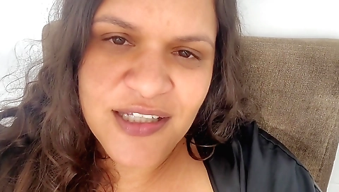 Indian brunette with a big ass gets fucked in a solo movie