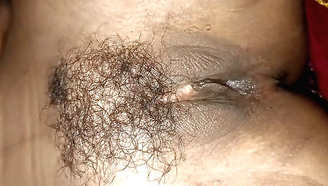 Hot wife with hairy pussy and ass gives a great handjob