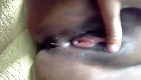 Indian guy fucks a beautiful girl and makes her cum