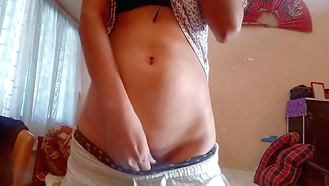 Indian girl with a sexy pussy in her web camera video