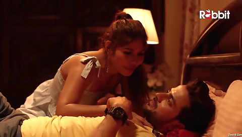 Redheaded babe with a sexy body and a pretty face is kissing