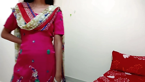 Busty stepsister in a webcam video gets her pussy fucked