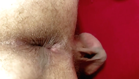 Man gets the man in the mouth in a homemade hunk vid