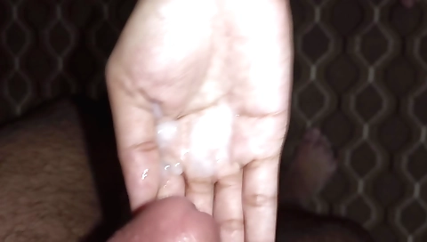 A sexy amateur girl with a nice body has her pussy fucked