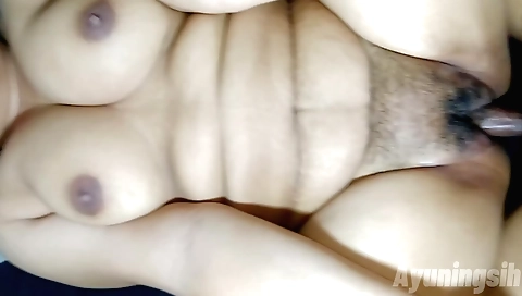 Amateur girl gives a hot blowjob to her hairy stepbrother