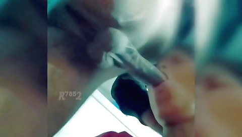 Indian amateur with a hot ass is getting her pussy blown