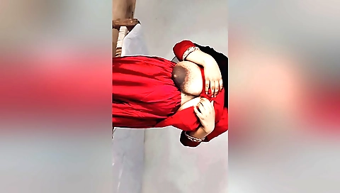 Amateur indian babe is naked in front of her webcam