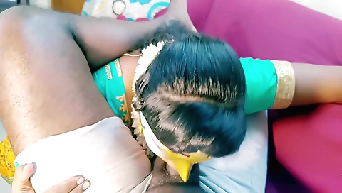 Indian housewife in amateur porn with a hairy pussy