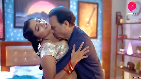 Brunette amateur is with her boyfriend in a bedroom