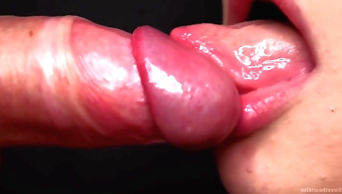 Indian stepmom takes her teen's pussy into his mouth