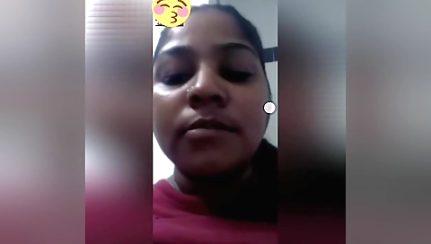 Desi Mallu Girl Showing Her Boobs And Pussy Fingering On Video Call