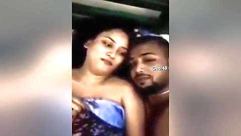 Indian cunnilingus porn with a cute pussy on the web cam