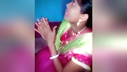 Amateur brunette sex toying with husband in the bedroom