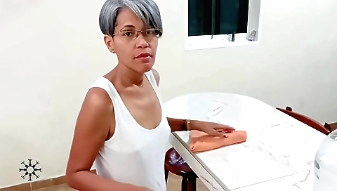 My boyfriend fucks my pussy in my home and room for first time