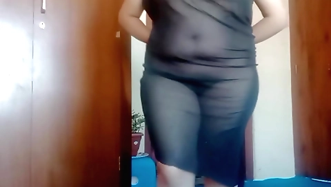 Busty amateur brunette masturbates on her webcam 2018