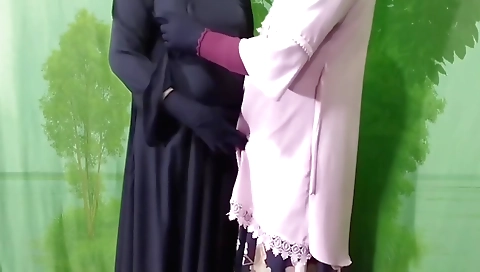 Busty indian girl 18+ shows off her ass in homemade video