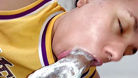 Indian amateur face fuck video with oral deepthroat