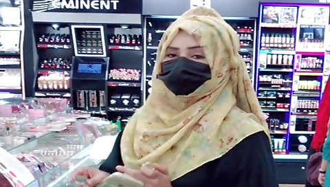 Indian hairy teen girl gets a dick in her hairy pussy