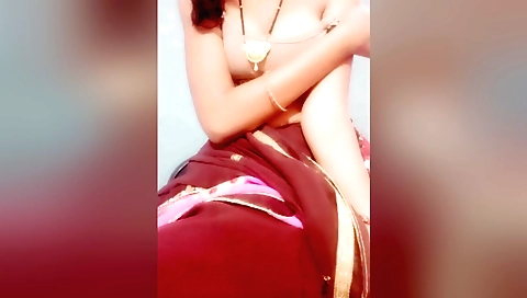 Indian amateur sex video with hot brunette in the car