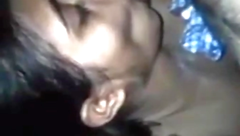 Amateur brunette gets her pussy fucked and facialized