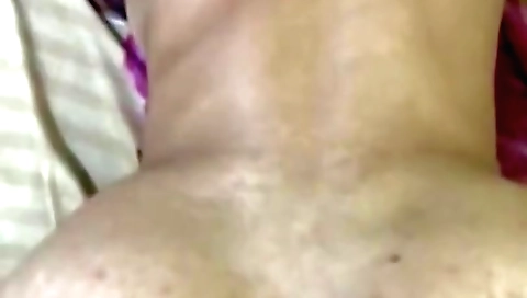 Hot amateur brunette in ass is getting fucked in her ass