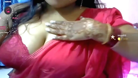 Busty brunette shows her boobs in a hot solo video