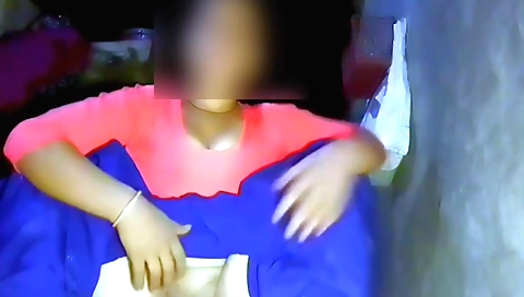 Big boobs bhabhi gets to be pounded on her bed today