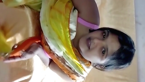 Amateur girl with a white dress has a funny anal sex show