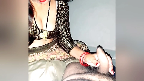 Indian teen girl with hairy bush gets her pussy fucked