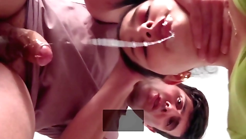 Indian stepfam gets her pussy covered with her deepthroat