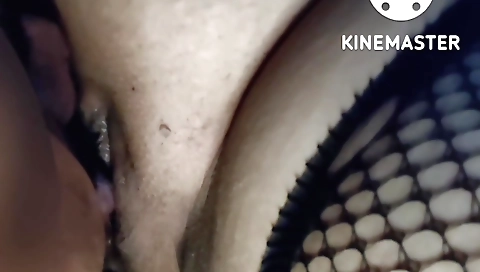 Indian chick fucks in stockings in homemade porn video