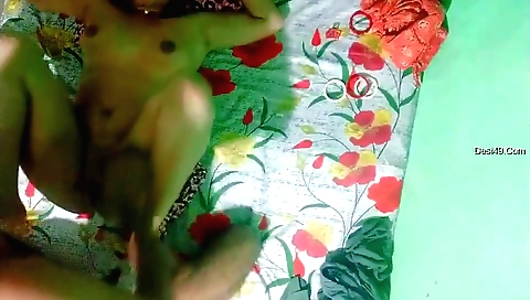 Indian amateur girl is fucked in her mouth on webcam