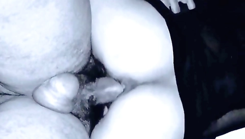 Indian brunette gets some hardcore sex with a lover