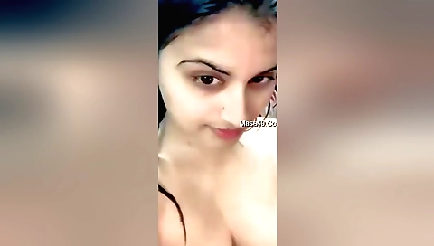 Sexy indian brunette shows her body in amateur video
