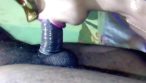 Indian babe gets her pussy rammed while facialized