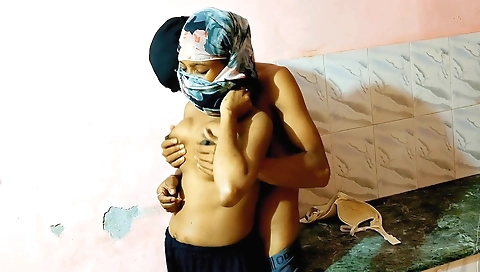 Indian chick fucked on the table in a hot amateur clip